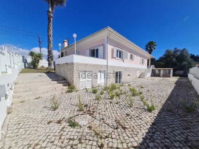 Moradia, Castelo Sesimbra