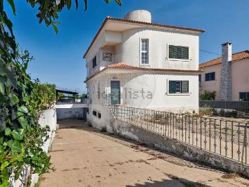 Moradia, Castelo Sesimbra