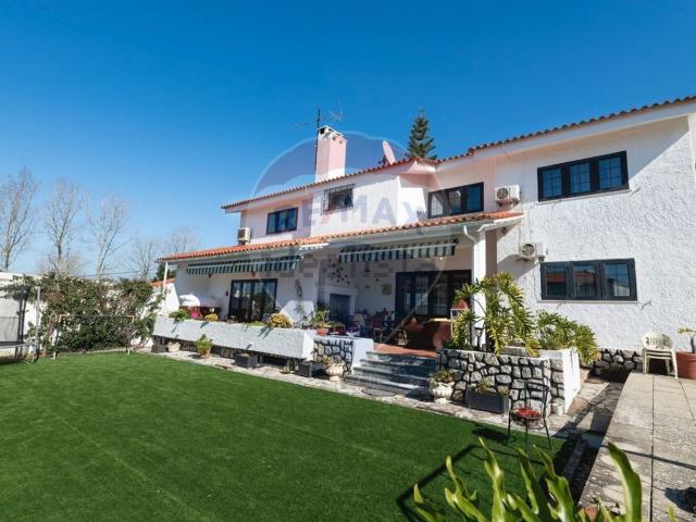 Moradia, Castelo Sesimbra