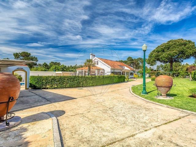 Moradia, Castelo Sesimbra