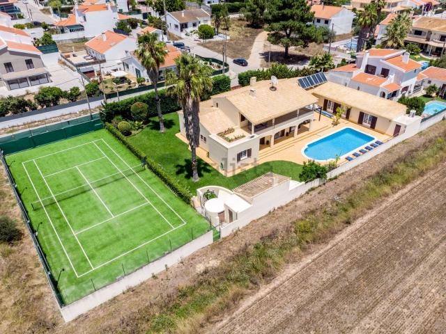 Moradia, Castelo Sesimbra