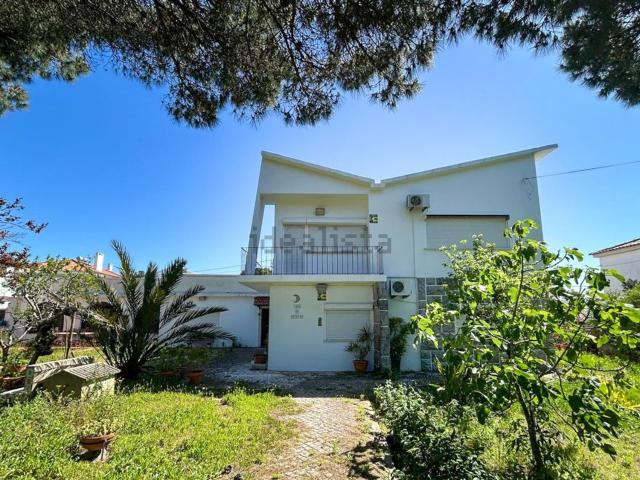 Moradia, Caparica e Trafaria