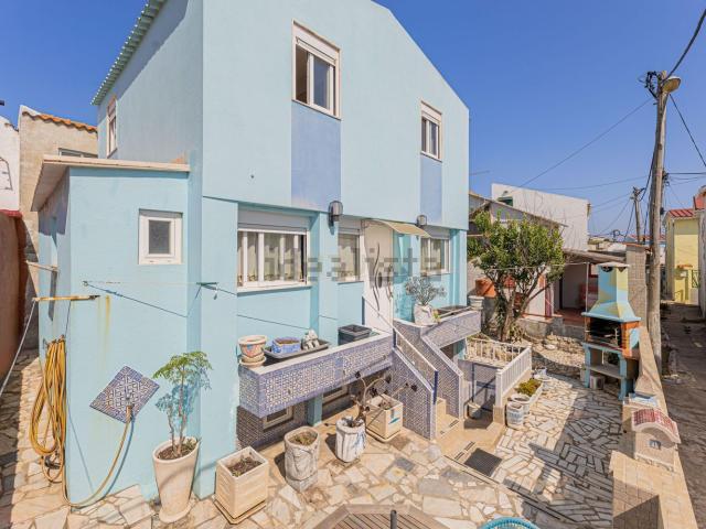 Moradia, Caparica e Trafaria