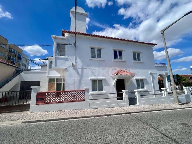 Moradia Carregado