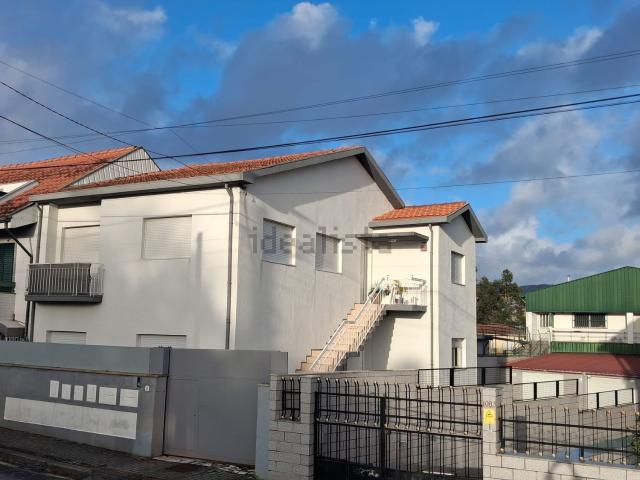 Moradia, Carregais São Miguel, São Cosme Valbom Jovim