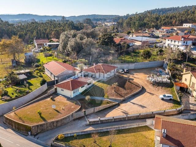 Moradia, Vila Verde e Barbudo