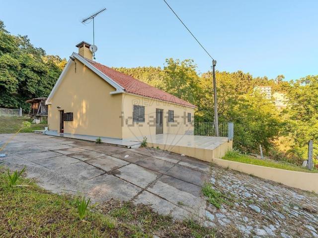 Moradia, Carreiras