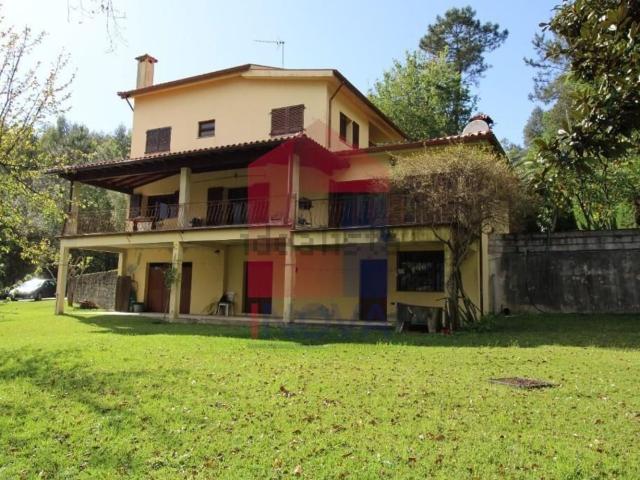 Moradia, Carreiras