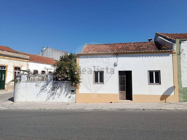 Moradia, Cartaxo e Vale da Pinta