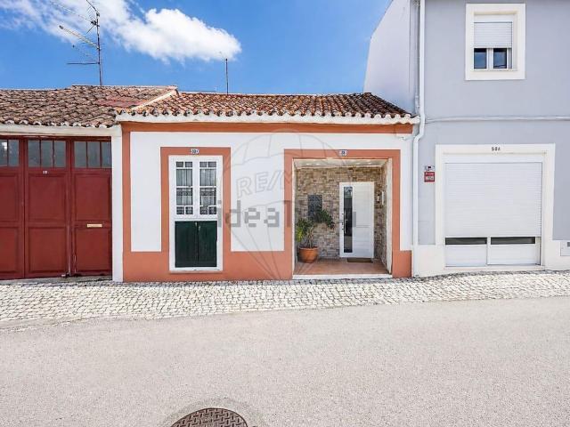 Moradia, Cartaxo e Vale da Pinta