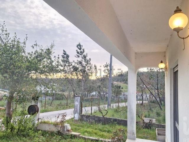 Moradia, Caxarias