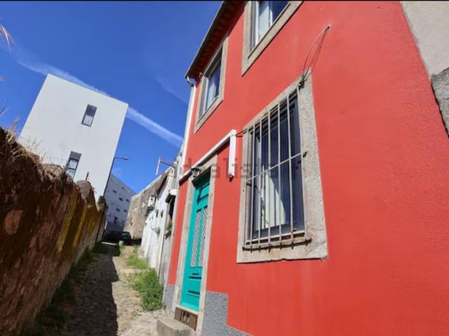 Moradia, Cedofeita Santo Ildefonso Sé Miragaia São Nicolau Vitória