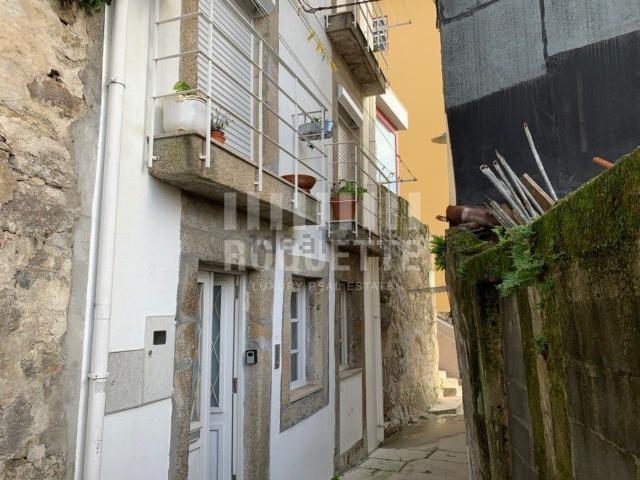 Moradia, Cedofeita Santo Ildefonso Sé Miragaia São Nicolau Vitória