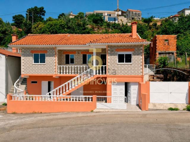 Moradia, Cedrim