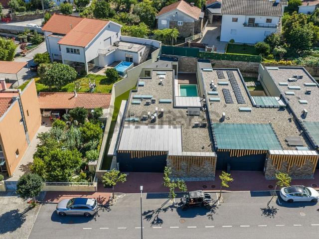Moradia, Celeirós Aveleda Vimieiro