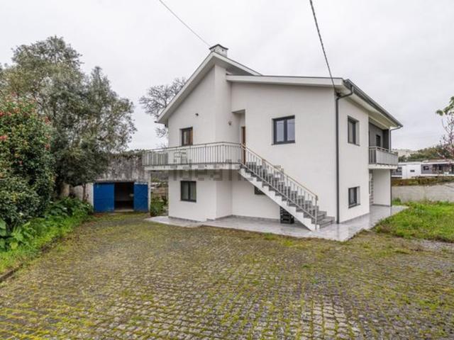 Moradia, Celeirós Aveleda Vimieiro
