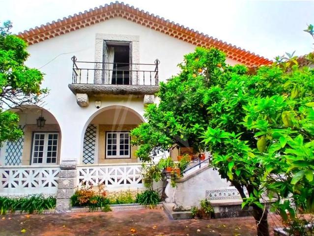 Moradia centenária 400m² Caldas da Rainha Nossa Senhora do Pópulo Coto e São Greg