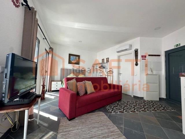 Moradia, Centro Antigo, Albufeira e Olhos de Água