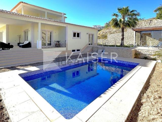 Moradia, Centro da Cidade, Albufeira e Olhos de Água