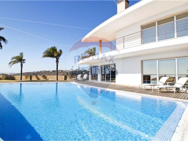 Moradia, Centro da Cidade, Albufeira e Olhos de Água
