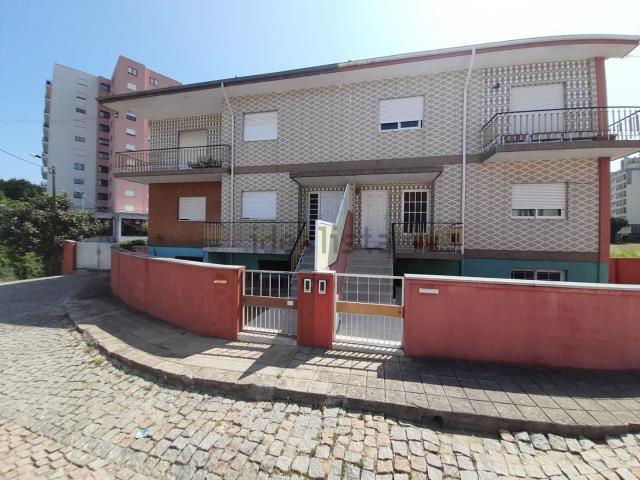 Moradia, Centro de Gondomar, São Cosme Valbom Jovim