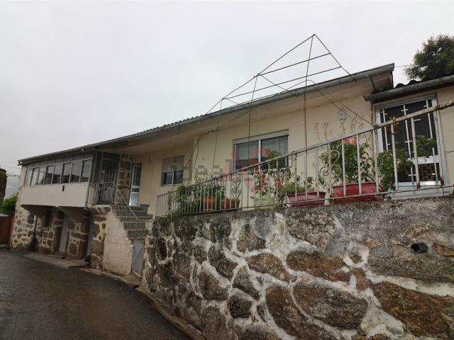 Moradia, Cepães e Fareja