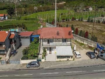 Moradia, Cepães e Fareja