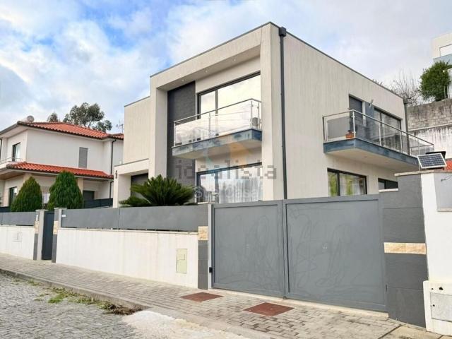 Moradia, Cepães e Fareja