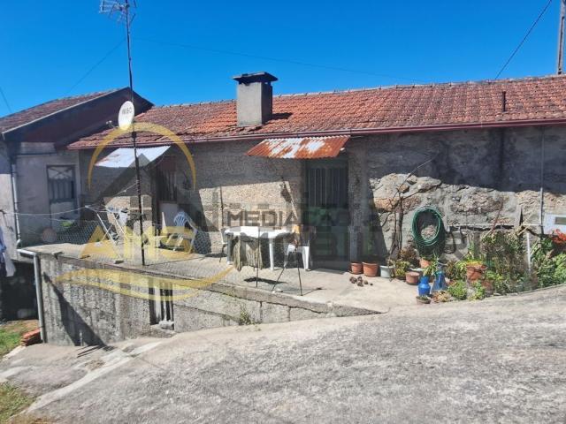 Moradia, Cepães e Fareja