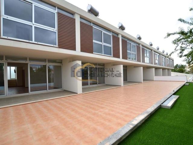 Moradia, Cerro de Águia Patroves, Albufeira e Olhos de Água