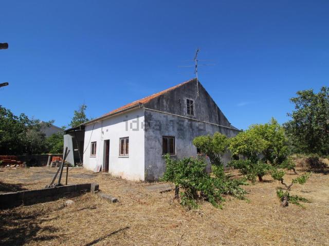 Moradia, Chãos