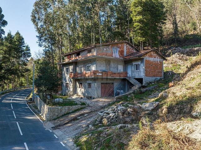 Moradia, Chamoim e Vilar