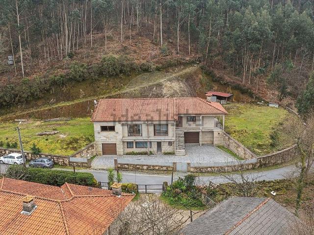 Moradia, Chamoim e Vilar