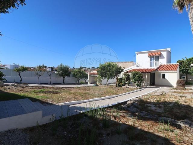 Moradia, Charneca da Caparica e Sobreda