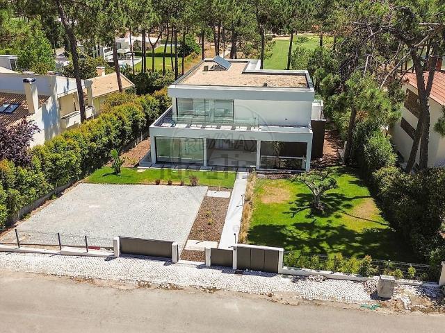 Moradia, Charneca da Caparica e Sobreda