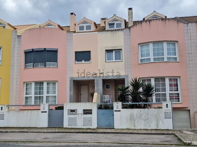 Moradia, Charneca da Caparica e Sobreda
