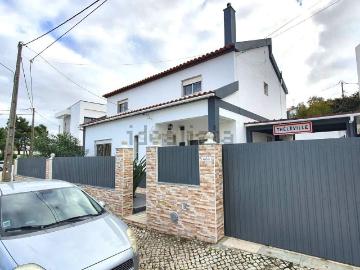 Moradia, Charneca da Caparica e Sobreda