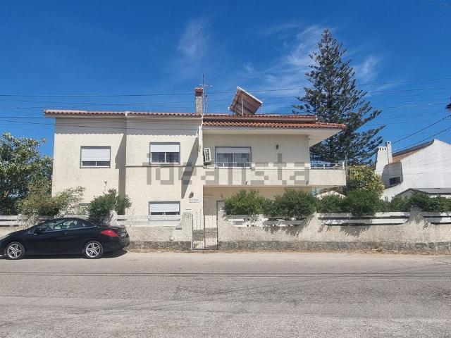 Moradia, Charneca da Caparica e Sobreda