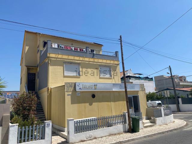 Moradia, Charneca da Caparica e Sobreda