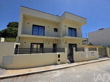 Moradia, Charneca da Caparica e Sobreda