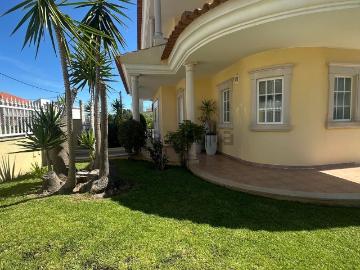 Moradia, Charneca da Caparica e Sobreda
