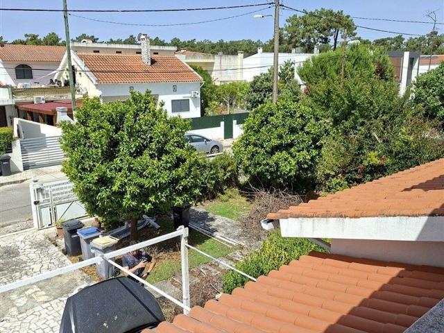 Moradia, Charneca da Caparica e Sobreda