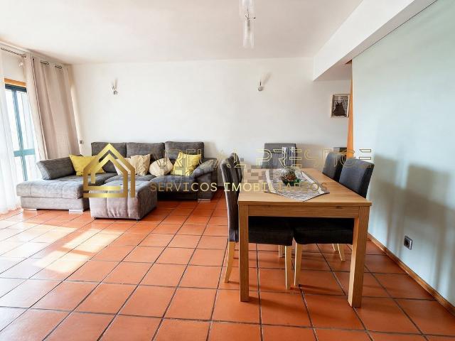 Moradia, Charneca da Caparica e Sobreda