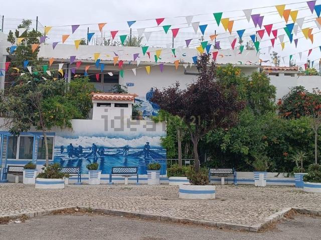 Moradia, Costa de Caparica