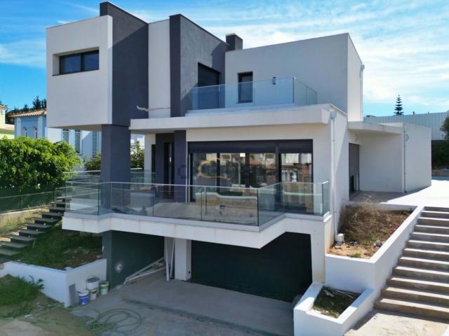 Moradia, Clube Albufeira, Albufeira e Olhos de Água