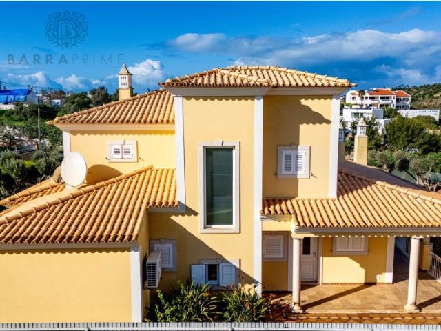 Moradia com 4 Quartos na Praia de São Rafael em Albufeira 0m² Albufeira e Olhos de Água