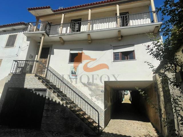 Moradia com 7 quartos pronta a habitar em Vila Cova de Alva, Arganil