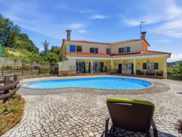Moradia com 5 quartos e piscina, Gradil, Mafra