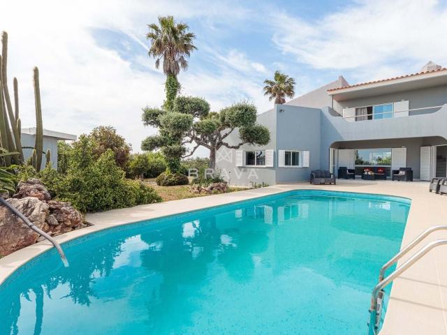 Moradia com 5 quartos Piscina e Vista Mar em Albufeira 418m² Guia