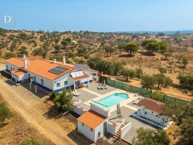 Moradia com 6 quartos, piscina e vista para o campo em Serpa 498m² Vila Verde De Ficalho
